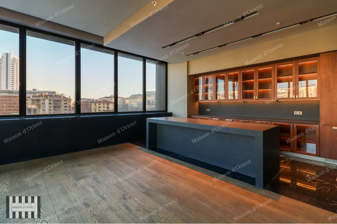 High Ceiling 2+1 Residence with City View for Sale in Nisantasi
