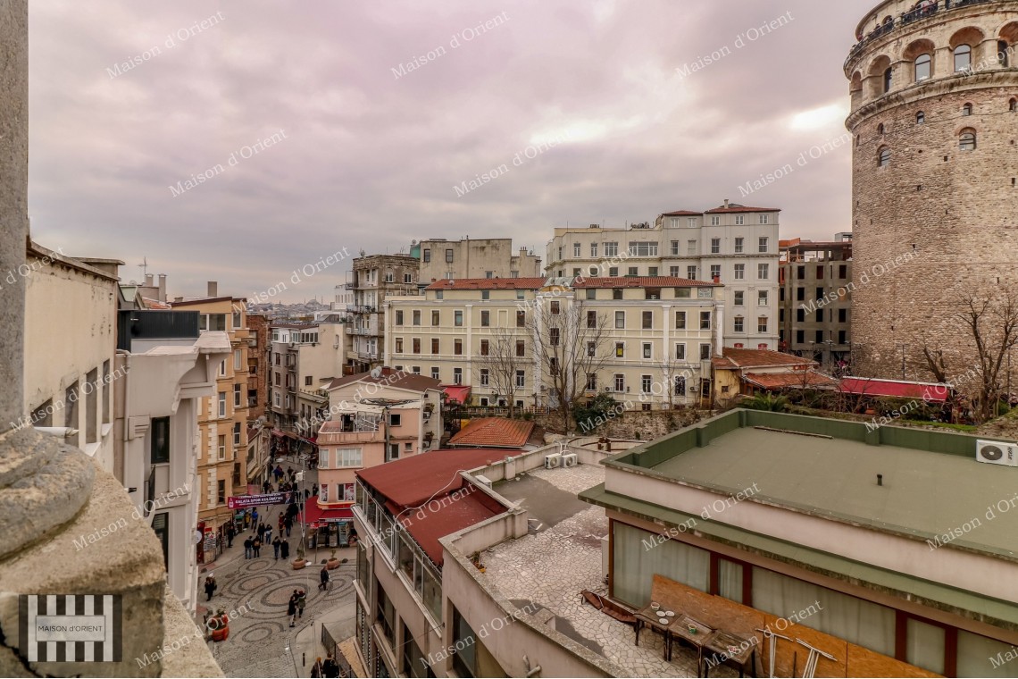 Flat with Bosphorus View for Sale in Galata