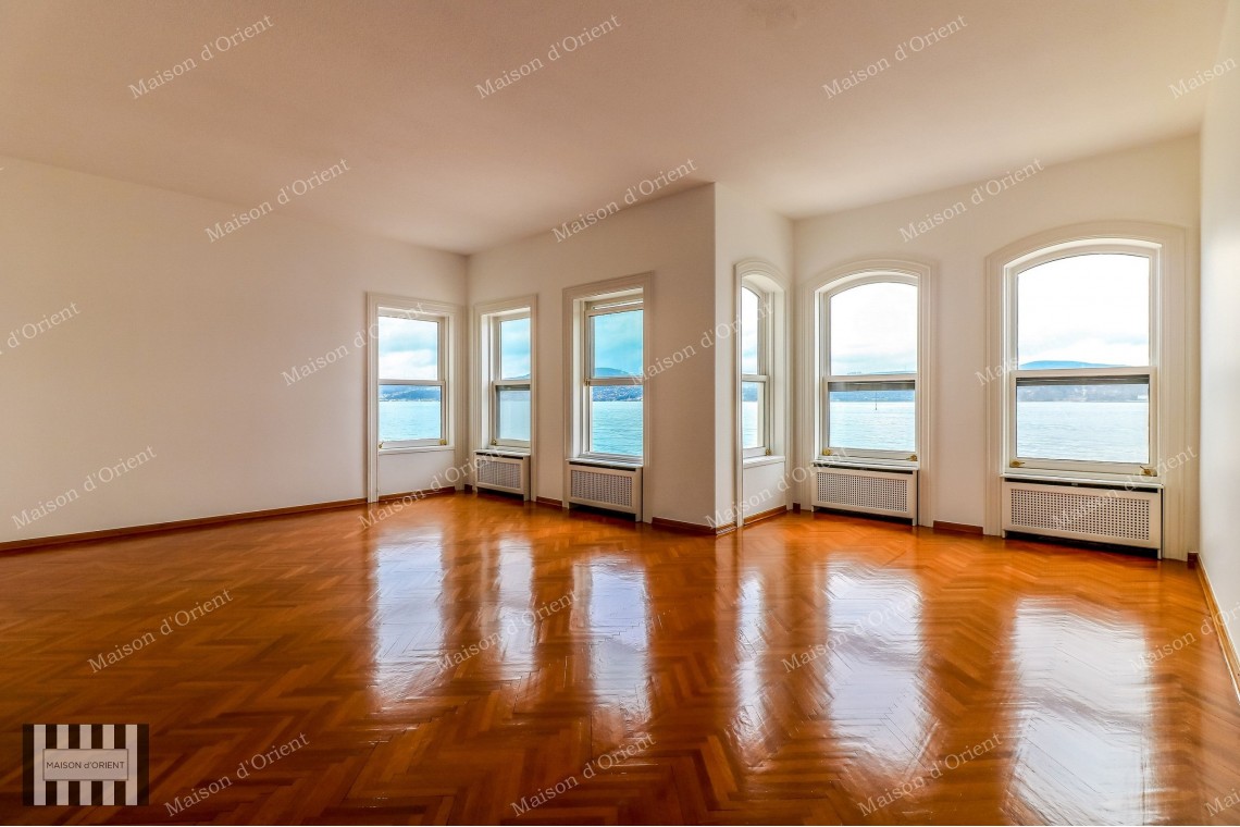 Flat for Rent in Historical Mansion in Yenikoy