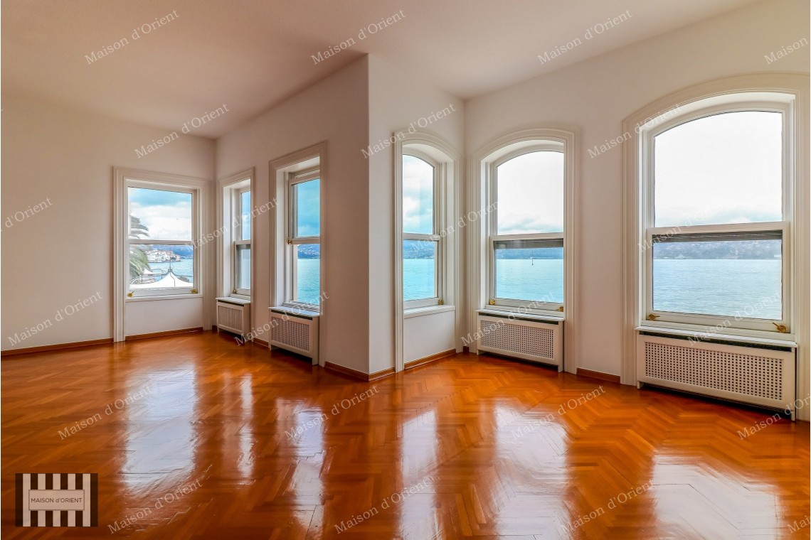 Flat for Rent in Historical Mansion in Yenikoy