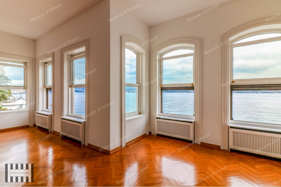 Flat for Rent in Historical Mansion in Yenikoy