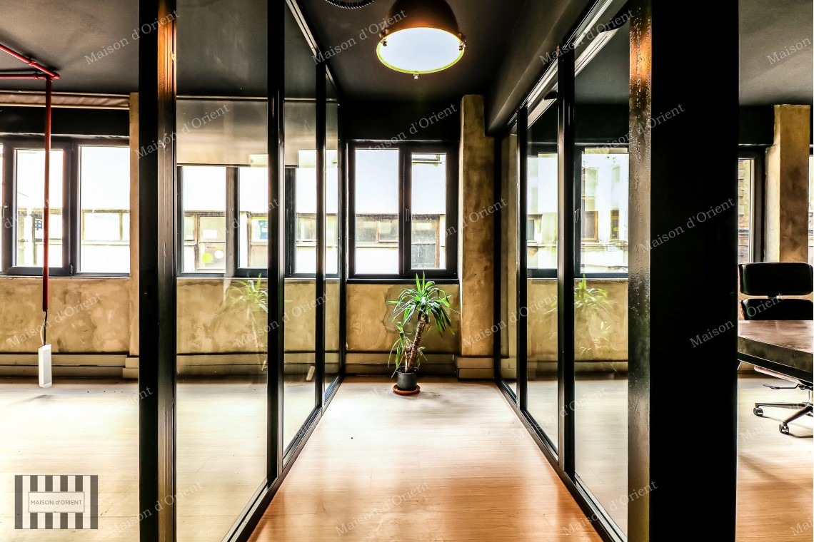 270sqm Office for Rent with Private Garden