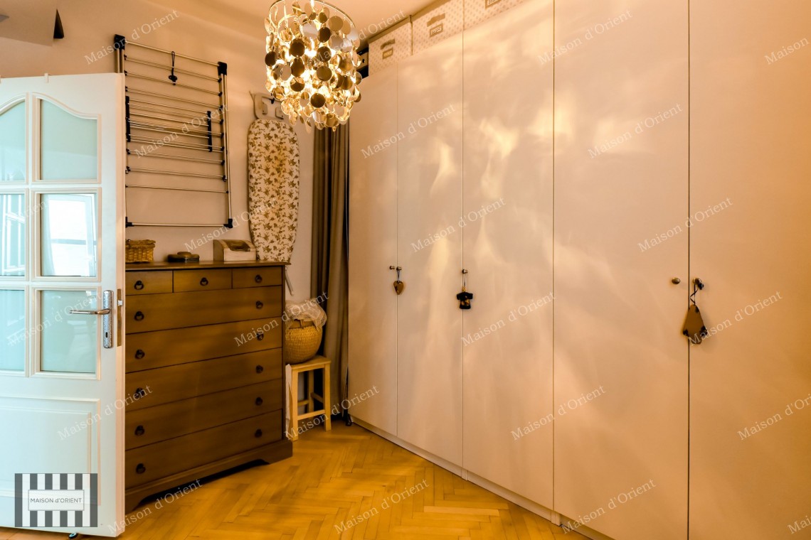 Renovated 135sqm Flat with View for Sale in Cihangir