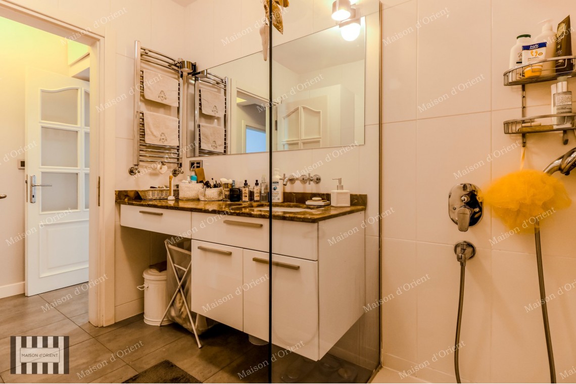 Renovated 135sqm Flat with View for Sale in Cihangir