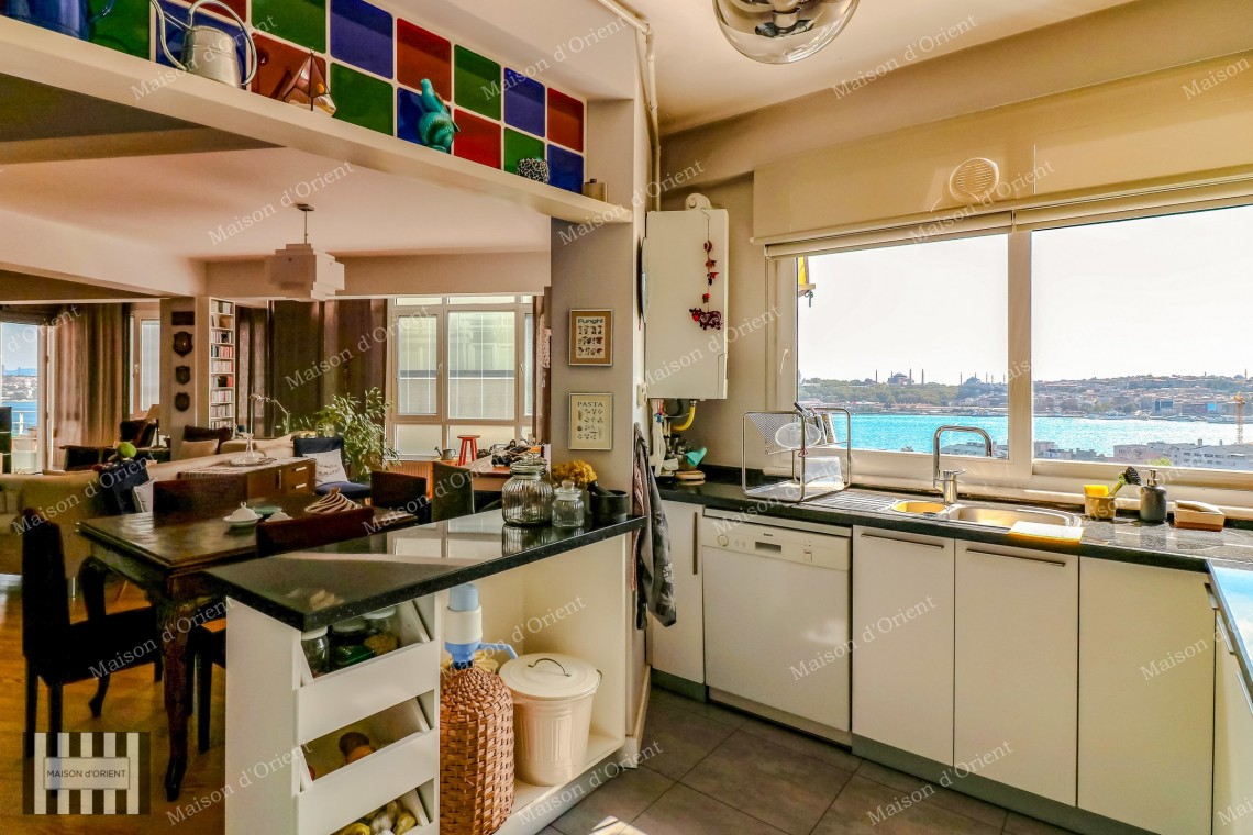 Renovated 135sqm Flat with View for Sale in Cihangir