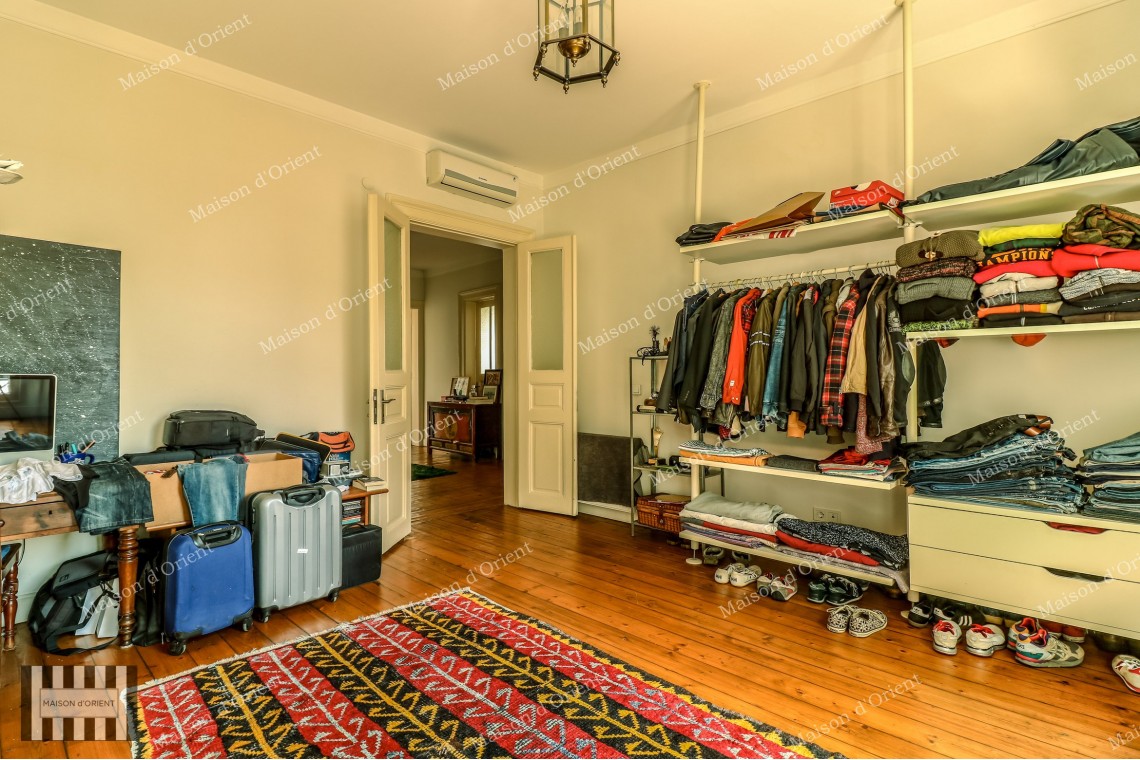 Renovated Sea View Flat for Rent in Galata