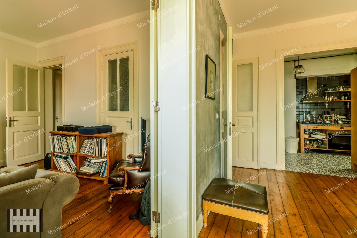 Renovated Sea View Flat for Rent in Galata