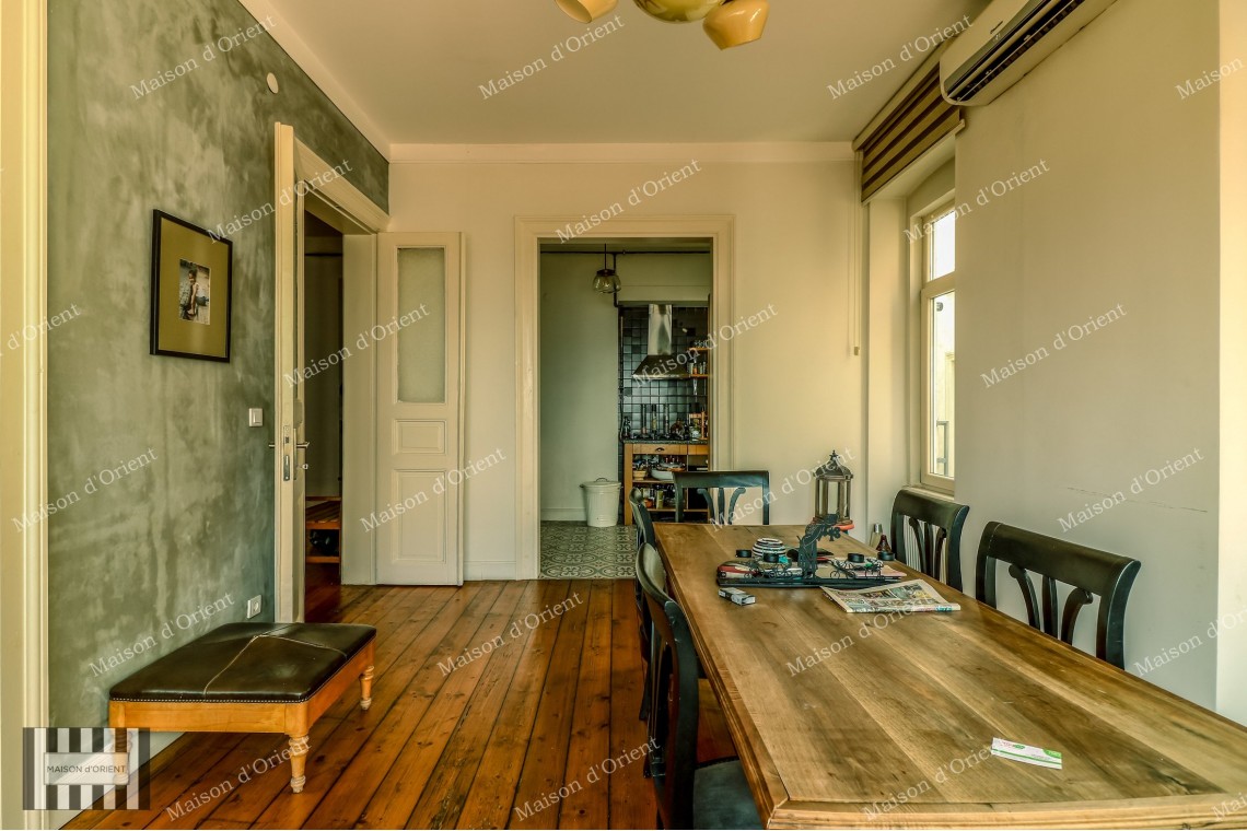 Renovated Sea View Flat for Rent in Galata