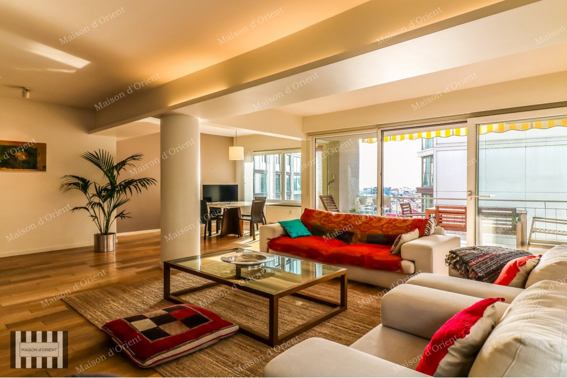 Fully Renovated 3+1 Flat with View for Sale in Teşvikiye