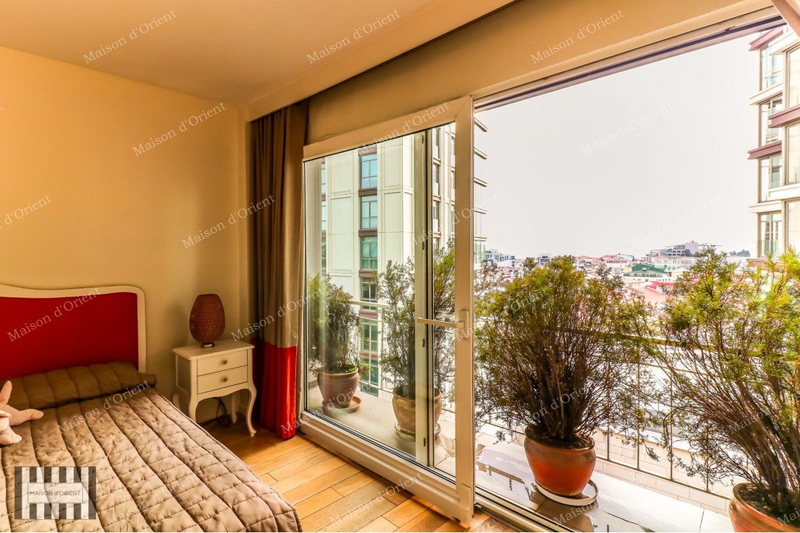 Fully Renovated 3+1 Flat with View for Sale in Teşvikiye