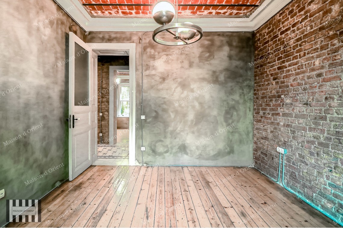 Renovated Flat for Rent in Historical Dogan Apartment