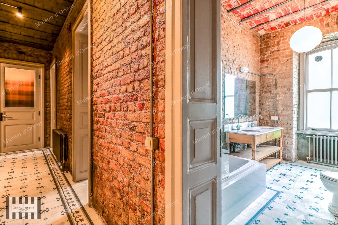Renovated Flat for Rent in Historical Dogan Apartment