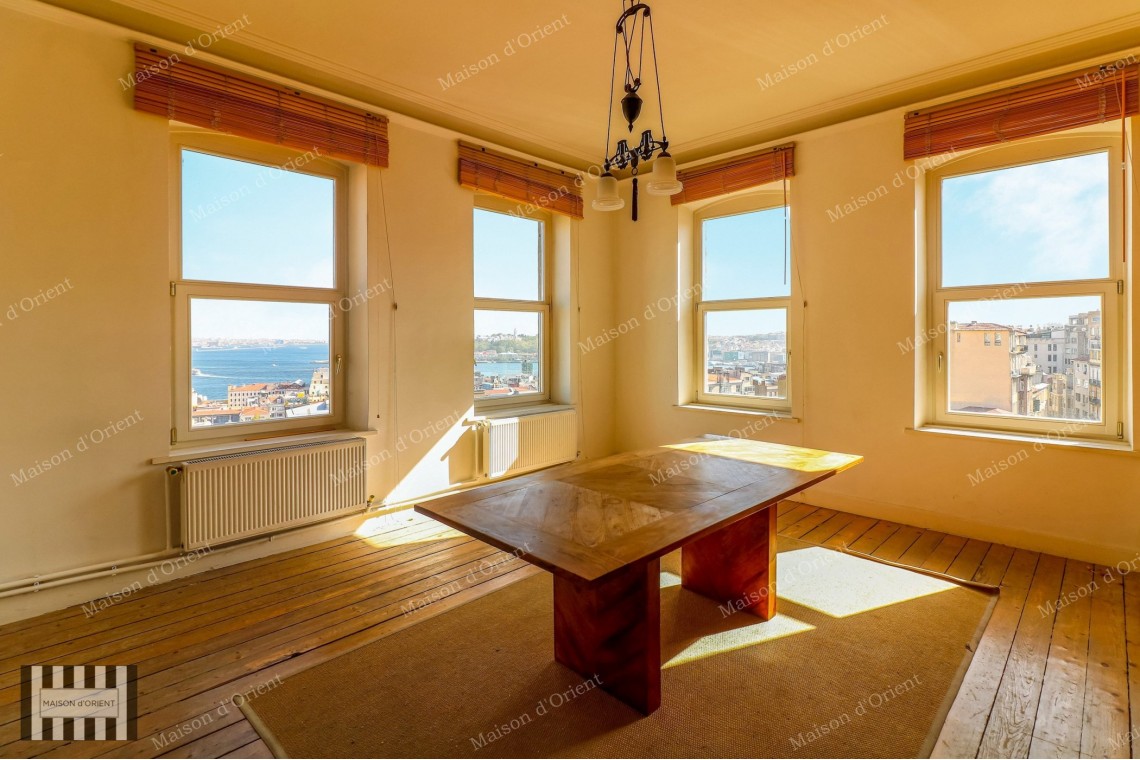 2+1 Rental Flat with Bosphorus View in Dogan Apartment