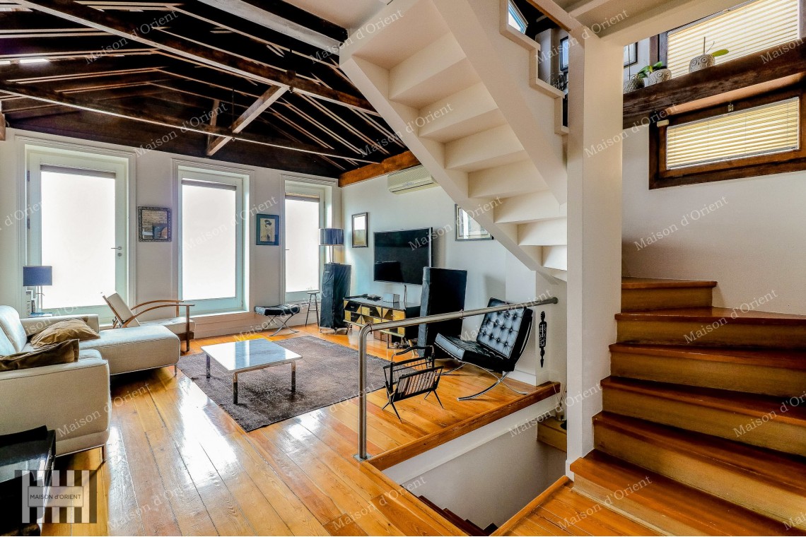 Triplex for Rent with Private Terrace in Galata