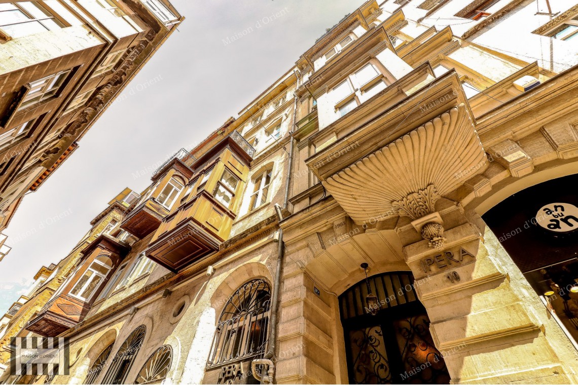 Triplex for Rent with Private Terrace in Galata