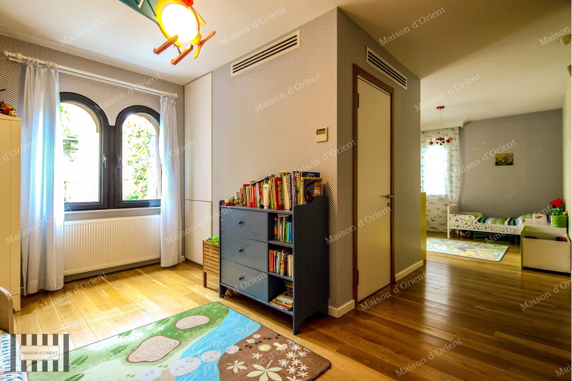 Yeniköy Tahir Paşa Evleri'nde Satılık 400m2 5+2 Tripleks Villa