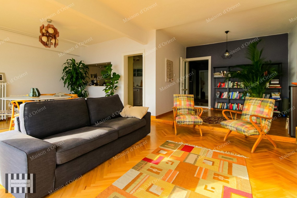 3+1 Apartment for Sale with Bosphorus View in Gümüşsuyu 