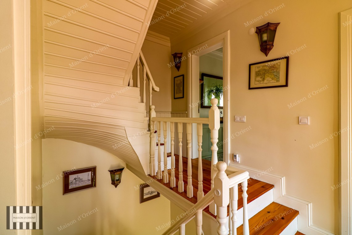 Historical Furnished House for Rent with Garden in Aynalı Çeşme