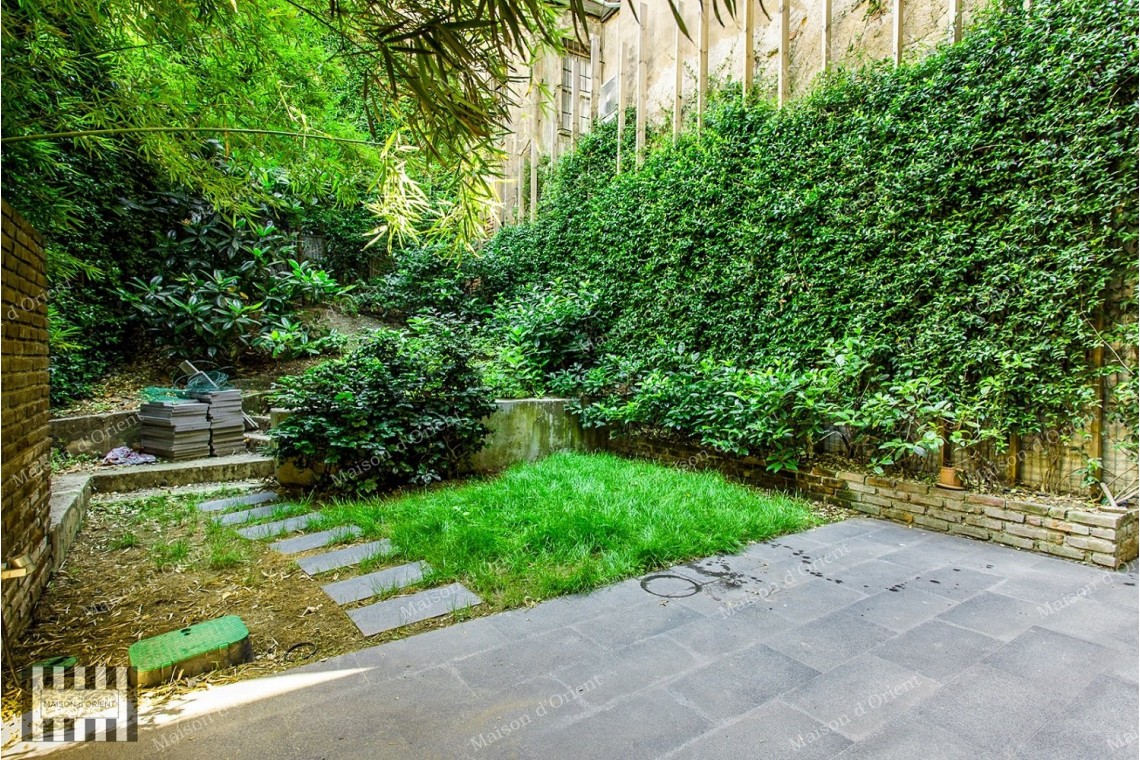 Modern Designed 2+1 Garden Duplex for Rent in Galata