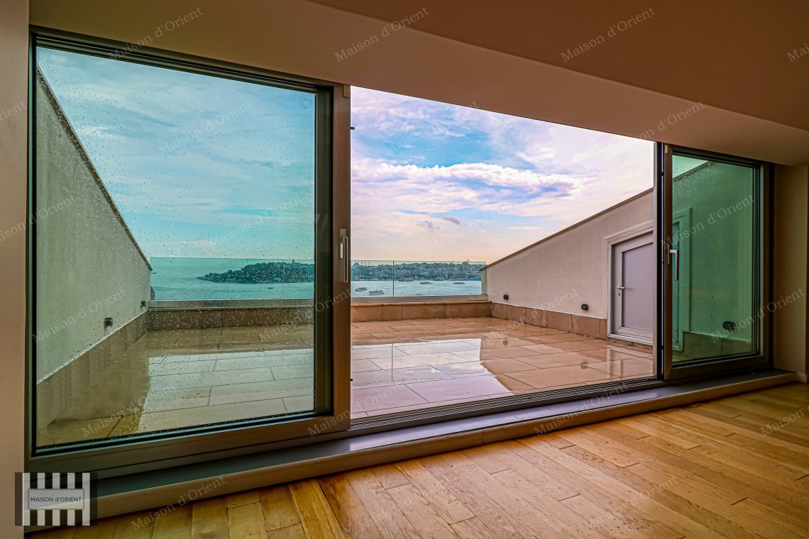 1+1 Apartment with Bosphorus View and Terrace for Rent in Cihangir