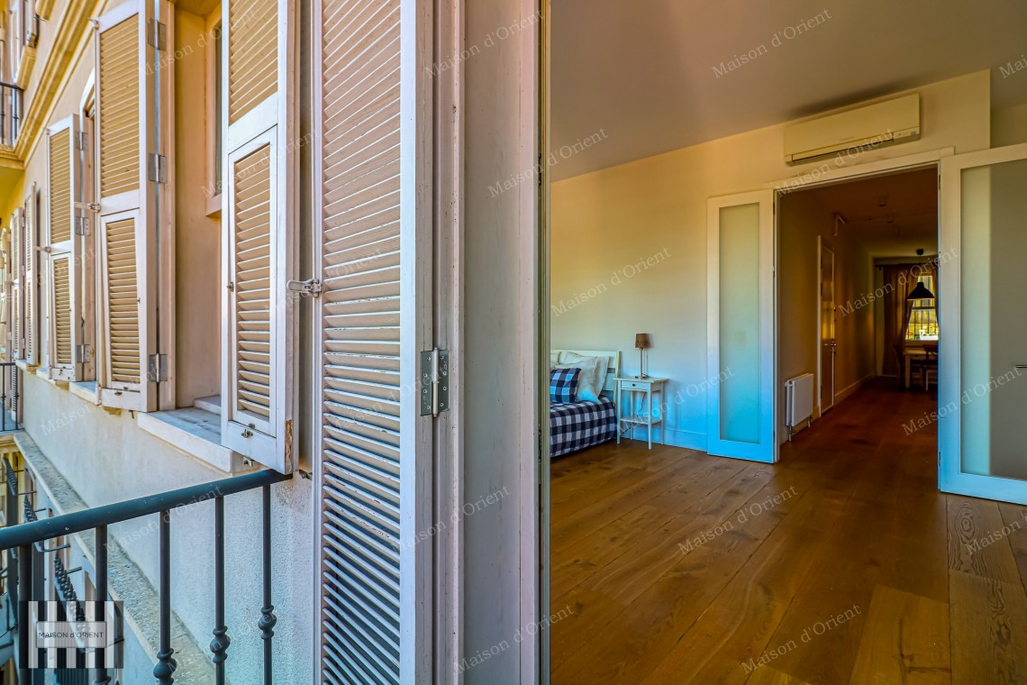 1+1 Furnished Flat for Rent with Golden Horn View in Aynalı Çeşme
