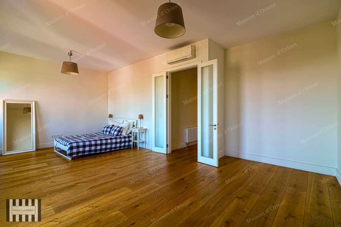 1+1 Furnished Flat for Rent with Golden Horn View in Aynalı Çeşme