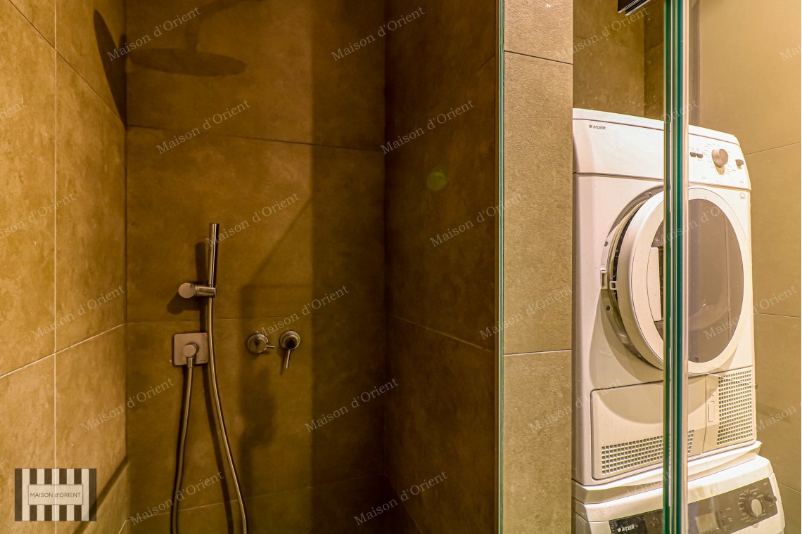 1+1 Furnished Flat for Rent with Golden Horn View in Aynalı Çeşme
