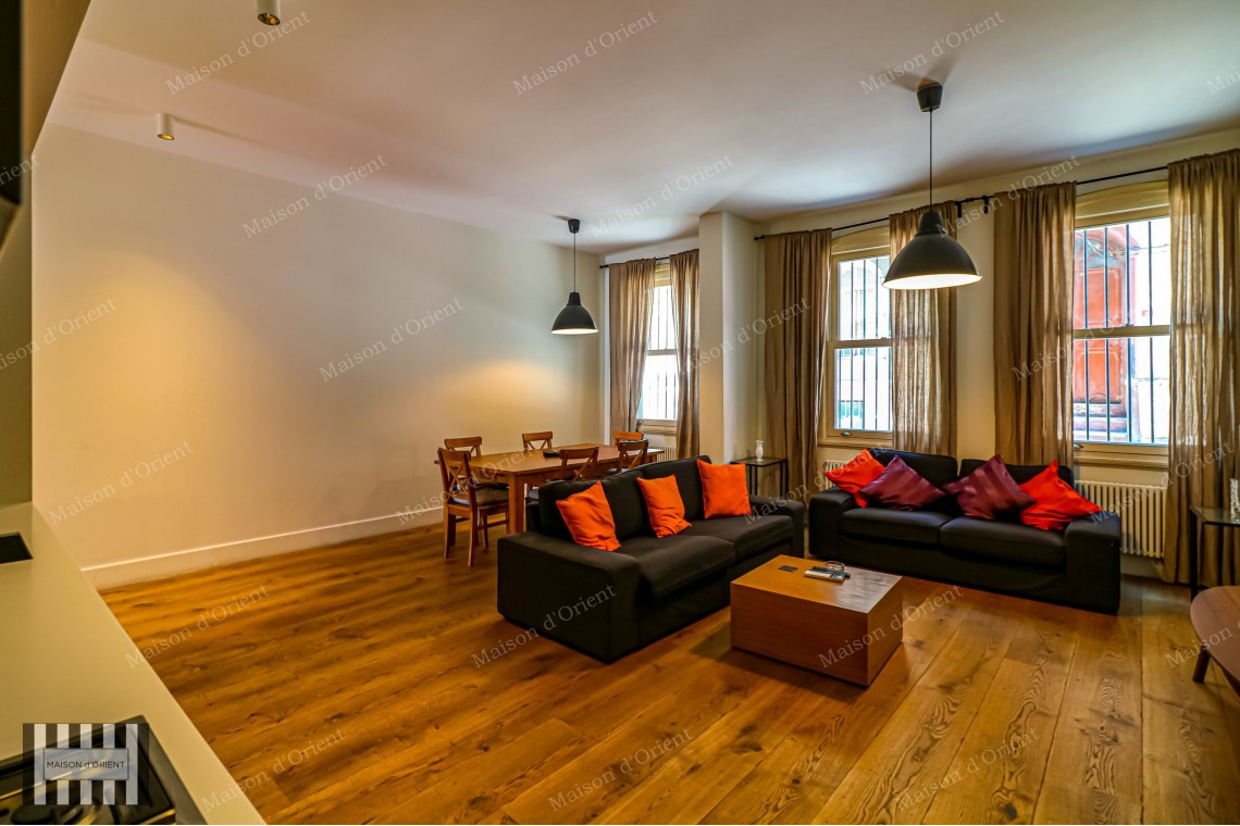 1+1 Furnished Flat for Rent with Golden Horn View in Aynalı Çeşme