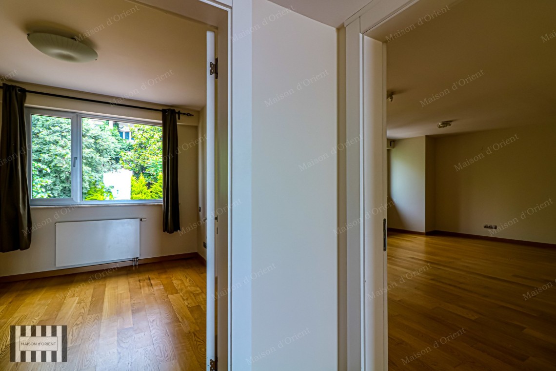 3+1 Apartment with Panoramic Bosphorus View for Rent in Cihangir