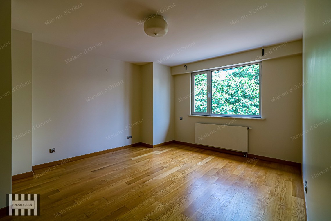 3+1 Apartment with Panoramic Bosphorus View for Rent in Cihangir