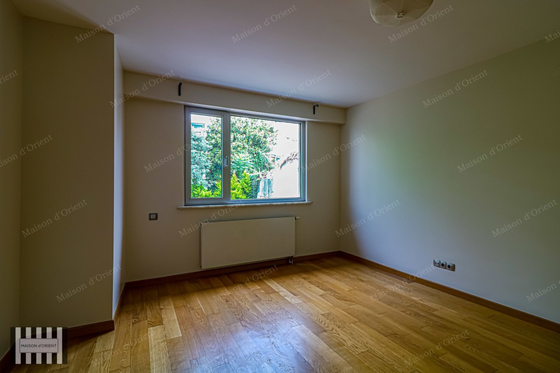 3+1 Apartment with Panoramic Bosphorus View for Rent in Cihangir