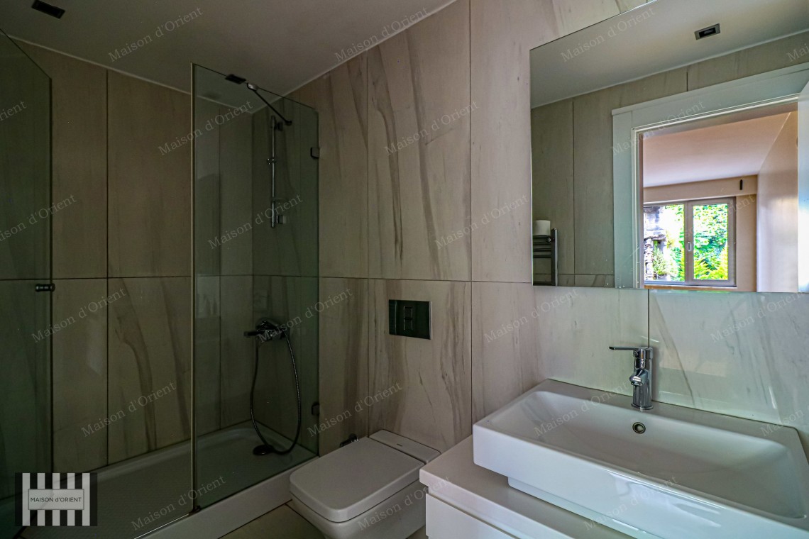 3+1 Apartment with Panoramic Bosphorus View for Rent in Cihangir