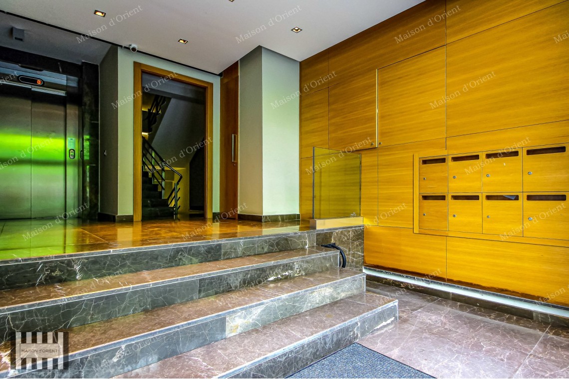 3+1 Apartment with Panoramic Bosphorus View for Rent in Cihangir