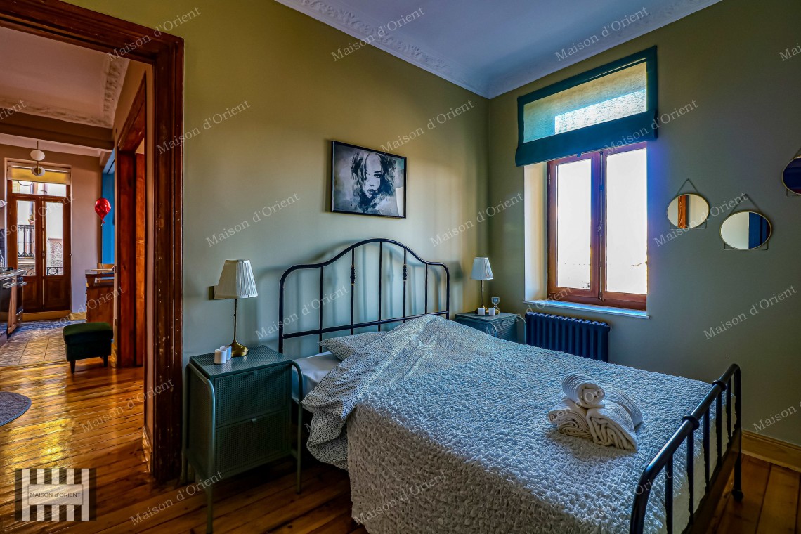 2+1 Furnished Apartment for Rent with Balcony and View in Galata