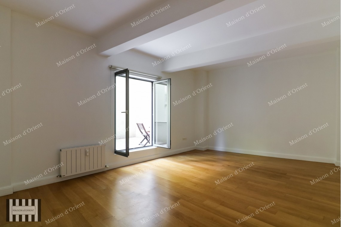200sqm, 3+1 Flat with Tophane-i Amire View for Rent in Cihangir