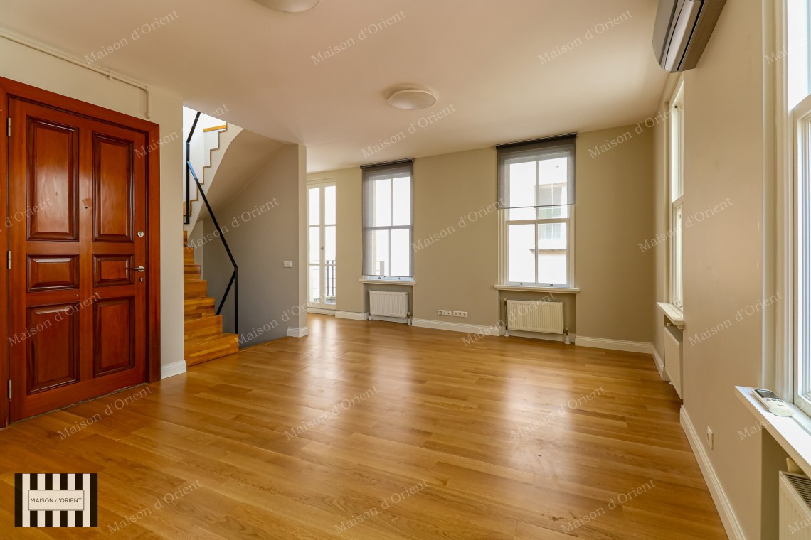 3+1 Triplex Apartment for Rent in Galata Residence
