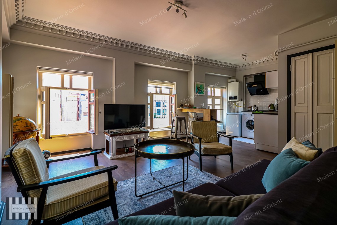 6-Storey Historical Building for Rent in Central Karaköy