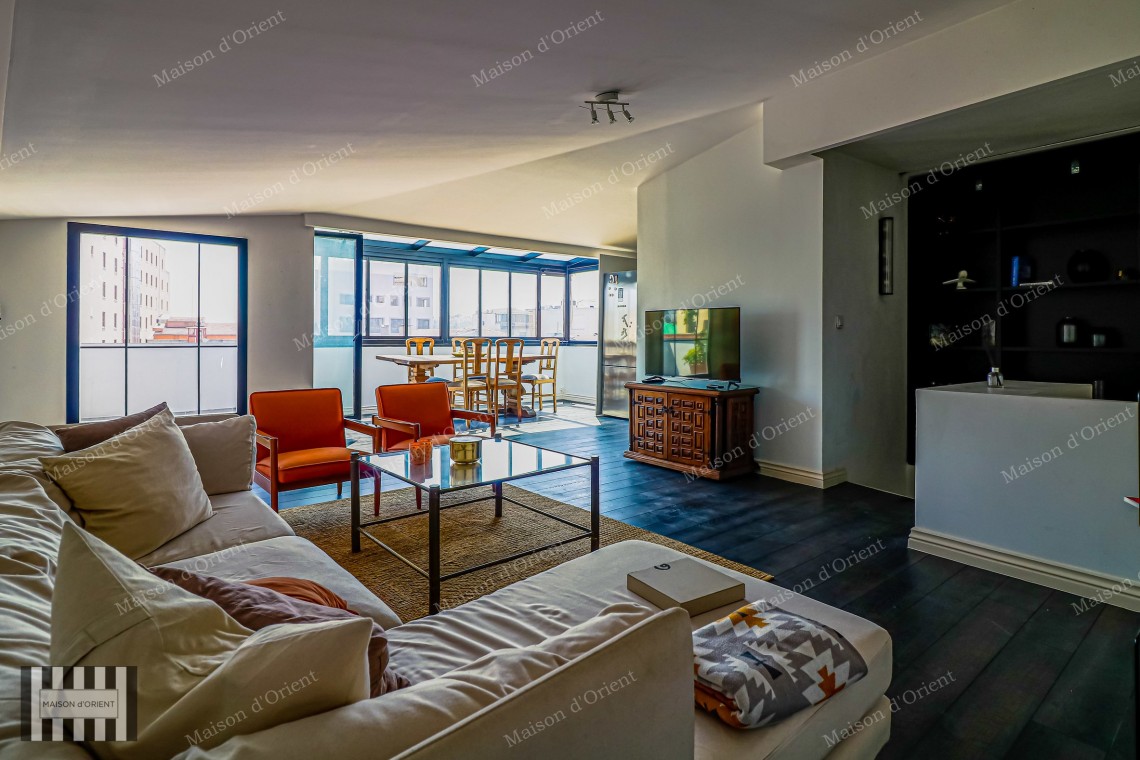 6-Storey Historical Building for Rent in Central Karaköy