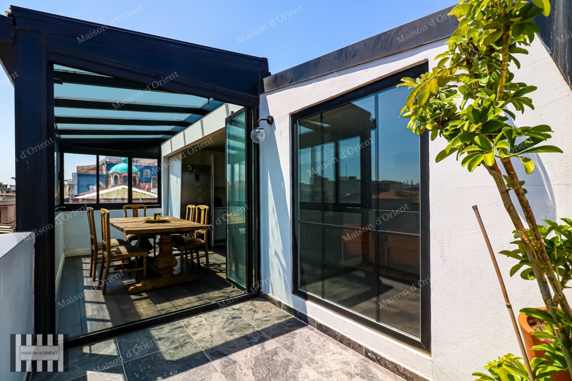 6-Storey Historical Building for Rent in Central Karaköy