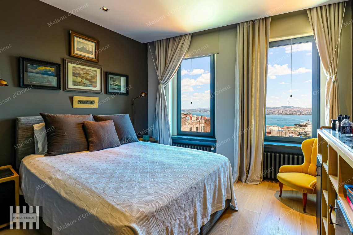 1+1 Flat for Sale with Panoramic View in Historical Building, Galata