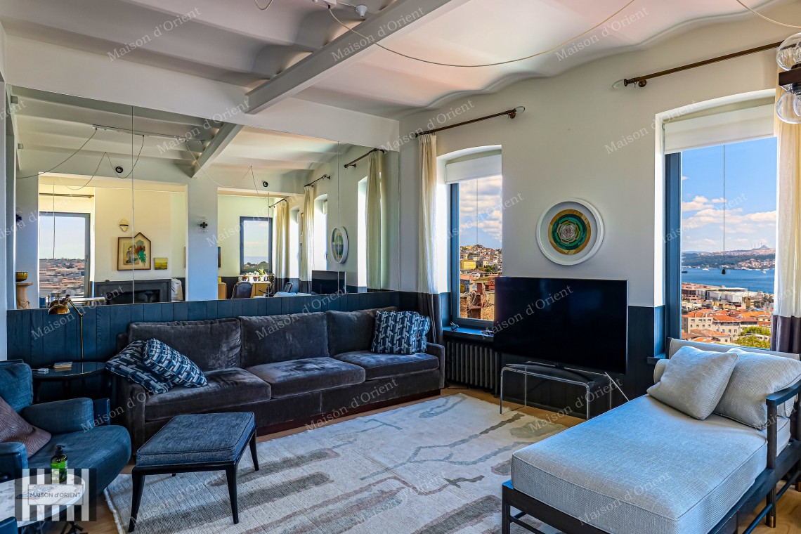 1+1 Flat for Sale with Panoramic View in Historical Building, Galata