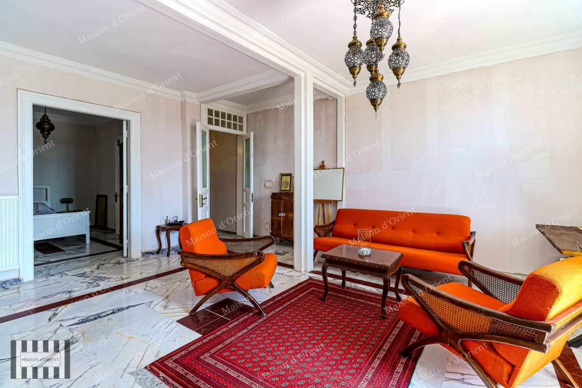 2+1 Flat for Sale in Konstantinopoli Building, Galatasaray