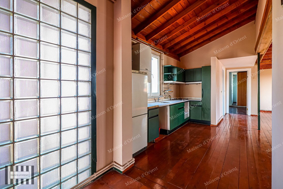 2+1 Flat for Sale in Historical Building, Taksim