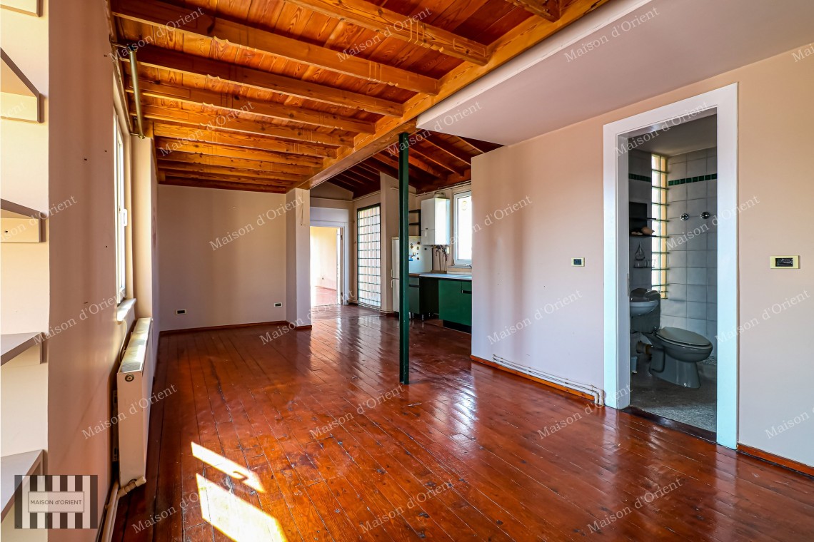 2+1 Flat for Sale in Historical Building, Taksim