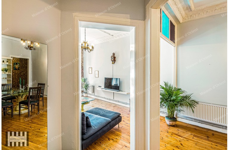 3+1 Furnished Apartment for Rent in Historical Building, Galata