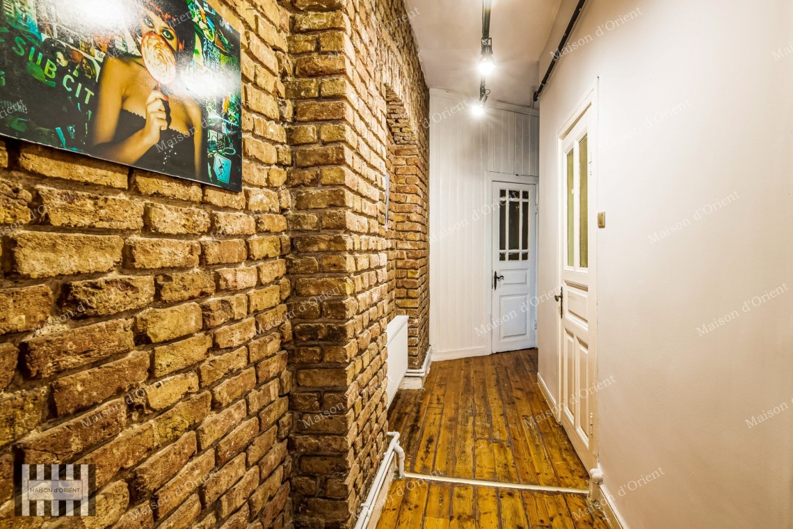 3+1 Furnished Apartment for Rent in Historical Building, Galata