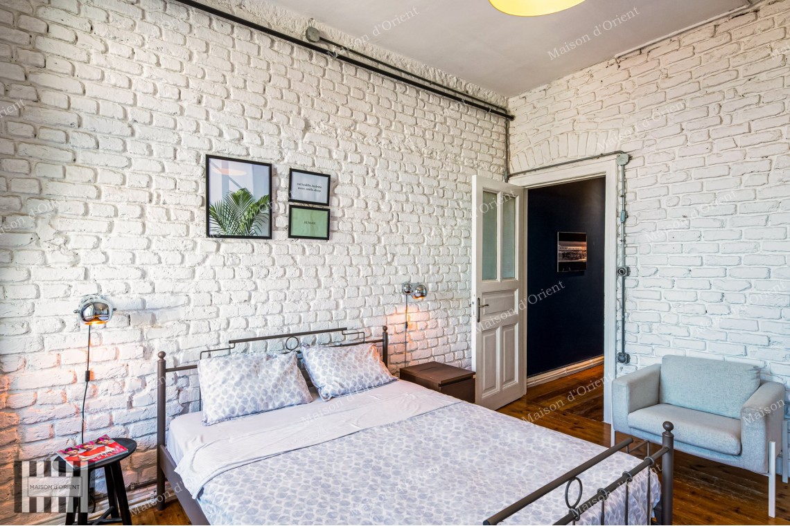 3+1 Furnished Apartment for Rent in Historical Building, Galata