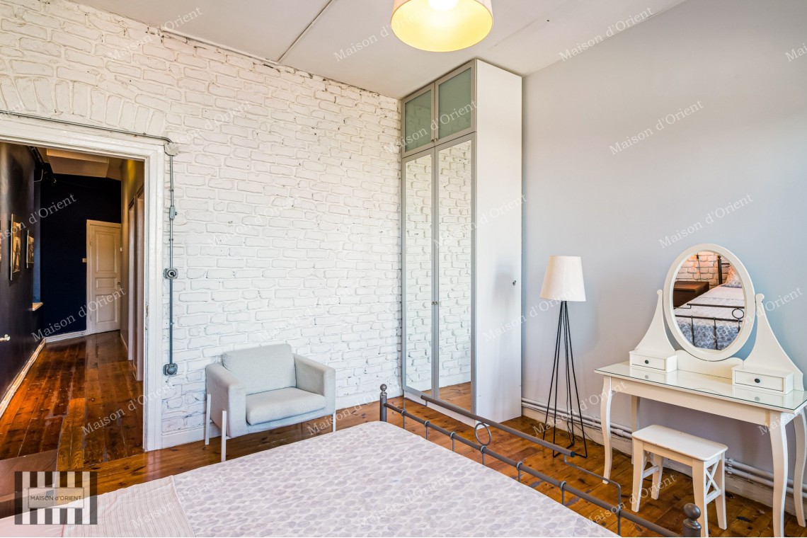 3+1 Furnished Apartment for Rent in Historical Building, Galata