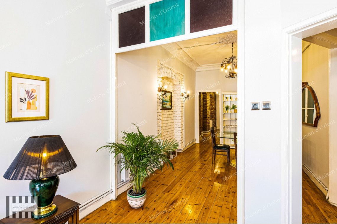 3+1 Furnished Apartment for Rent in Historical Building, Galata