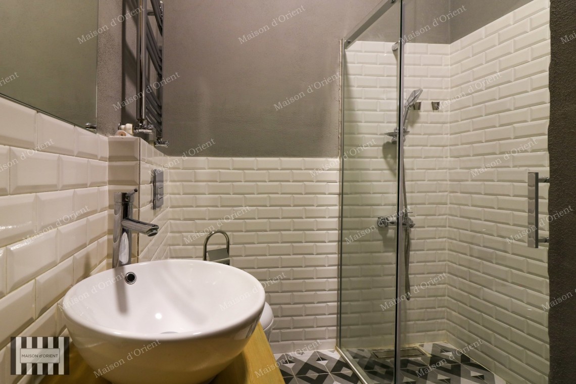 3+1 Furnished Rental Flat in Renovated Historical Building, Galata